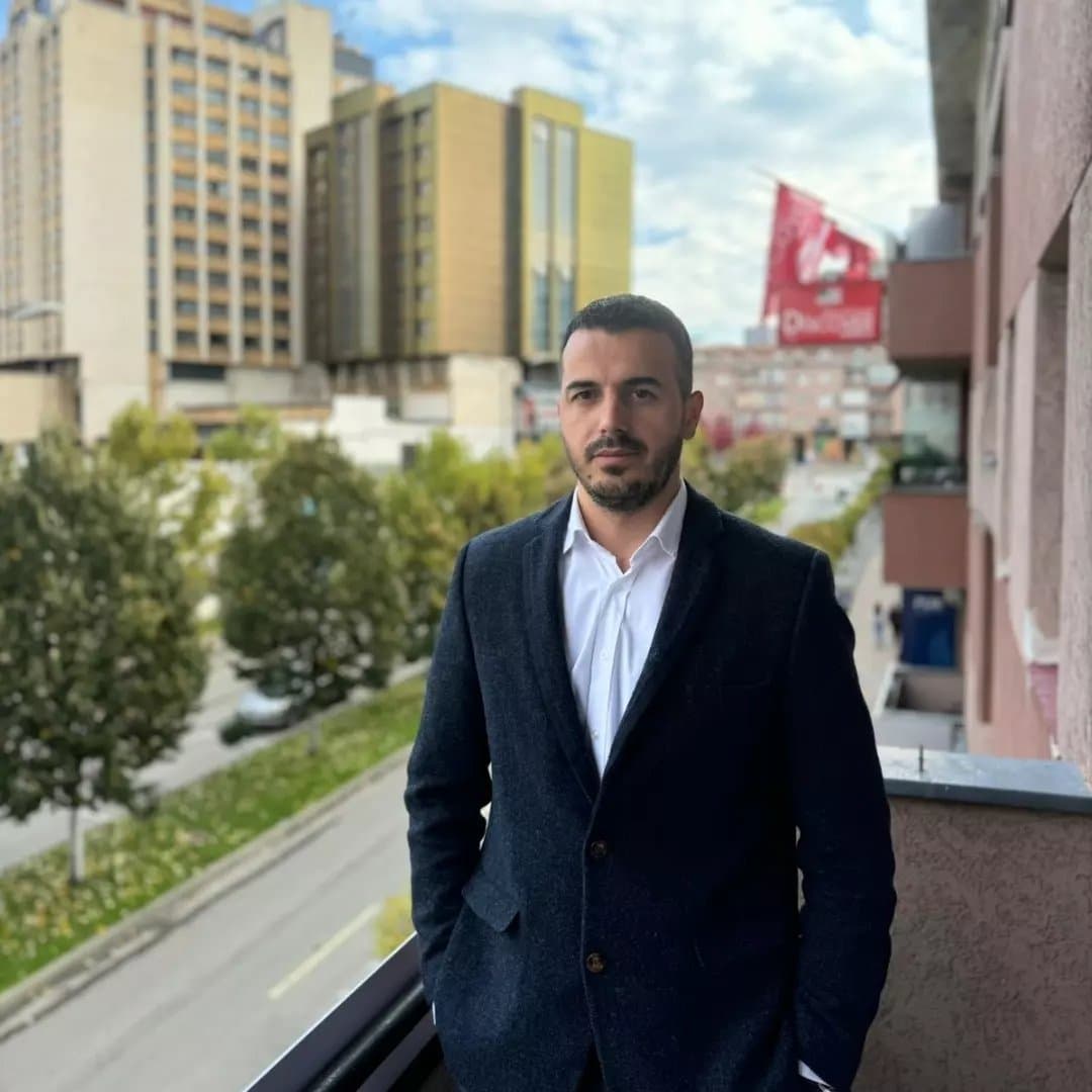 Kushtrim Prenku Avokat ne Kosove